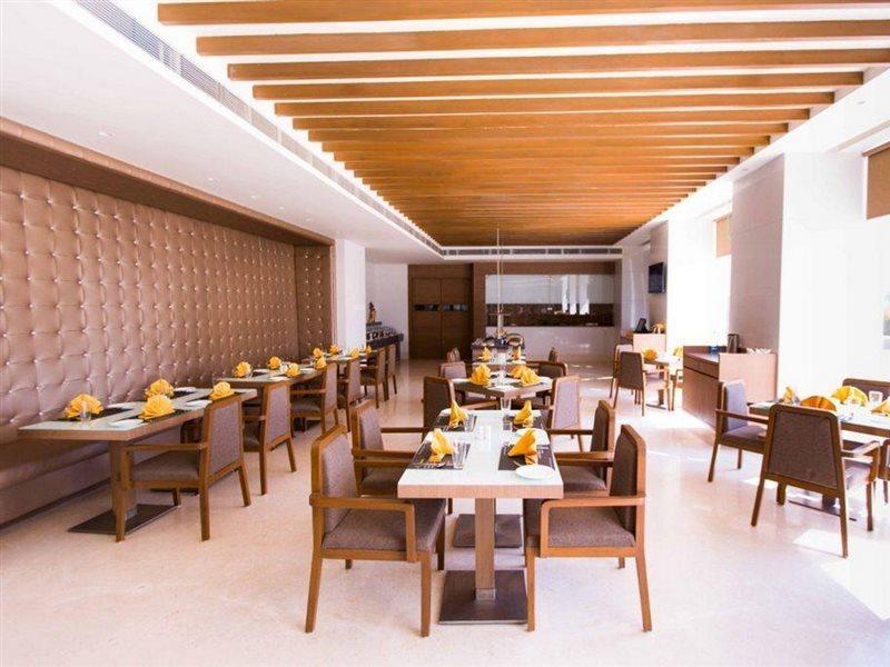 Pimpri-Chinchwad Regenta Central Grand Exotica מראה חיצוני תמונה