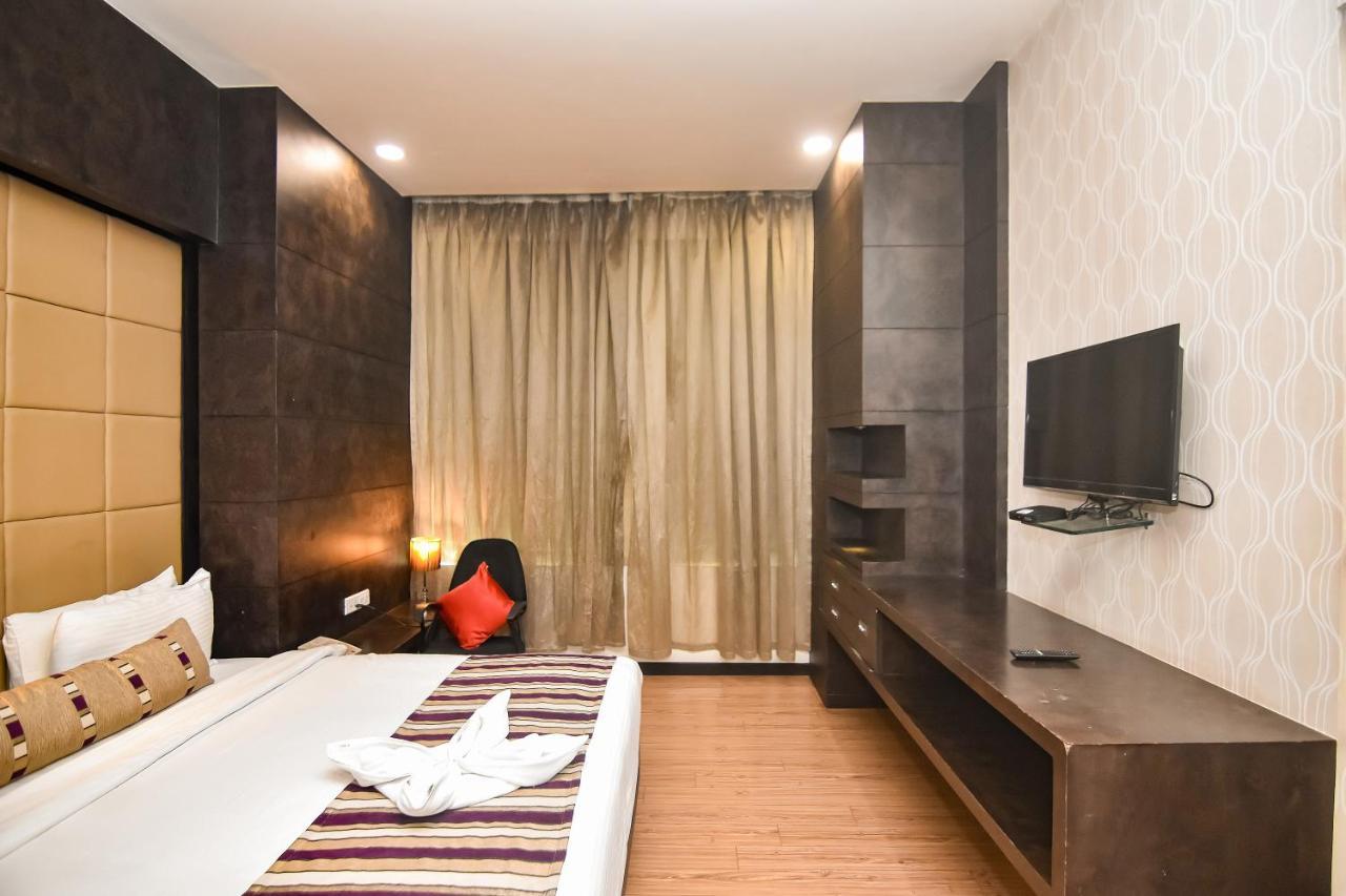Pimpri-Chinchwad Regenta Central Grand Exotica מראה חיצוני תמונה