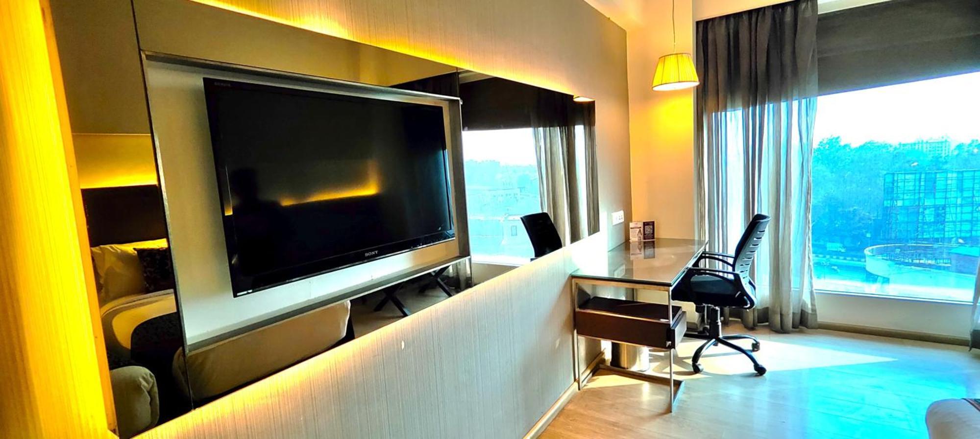 Pimpri-Chinchwad Regenta Central Grand Exotica מראה חיצוני תמונה
